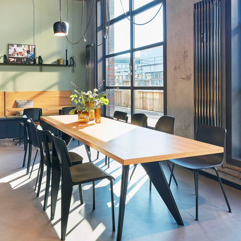 Vitra<br><b> EM Table</br></b>